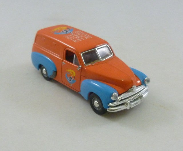 Matchbox Sydney 2000 Torch Relay 1956 Holden FJ 1/43