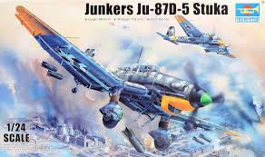 TRUMPETER 1/24 JUNKERS JU-87D-5 STUKA