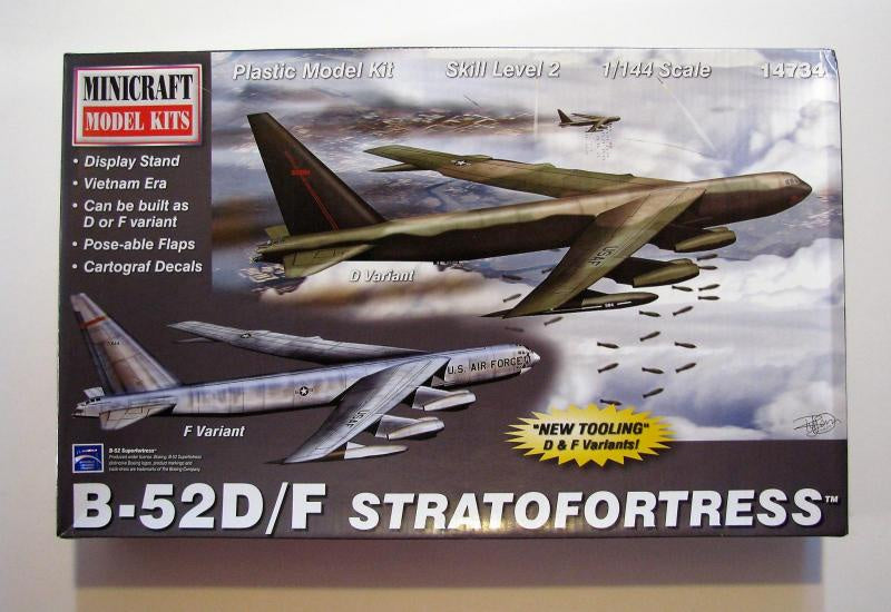 MINICRAFT 1/144 B-52 D/F STRATOFORTRESS