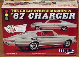 MPC 1/25 '67 CHARGER