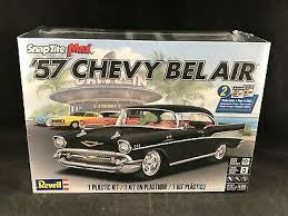 REVELL 1/25 SNAPTITE 57 CHEVY BEL AIR