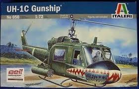 ITALERI 1/72 UH-1C GUNSHIP