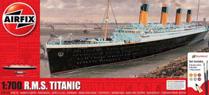 AIRFIX A50164A 1/700 RMS TITANIC (INCLUDES PAINT AND GLUE)