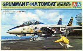 TAMIYA 1/48 F-14A TOMCAT (LATE MODEL) CARRIER LAUNCH SET (INCLUDES FIGURES AND DECK)