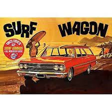 AMT 1/25 1965 CHEVELLE SURF WAGON