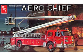 AMT 1/25 LAFRANCE AERO CHIEF FIRE TRUCK
