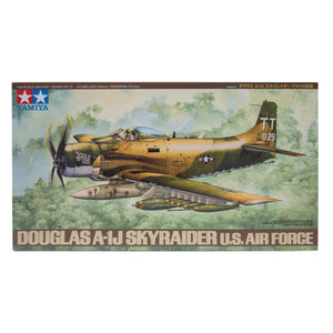 TAMIYA 1/48 DOUGLAS A-1J SKY-RAIDER USAF