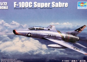 TRUMPETER 1/72 F-100C SUPER SABRE